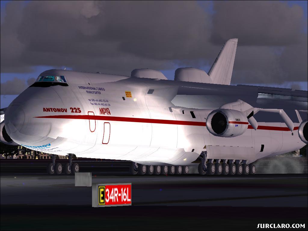 an225_touchdown.JPG