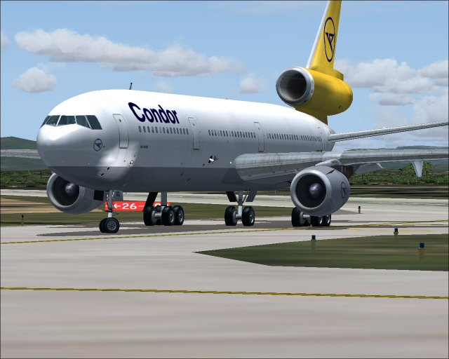 CONDOR DC10-30_1sm.jpg